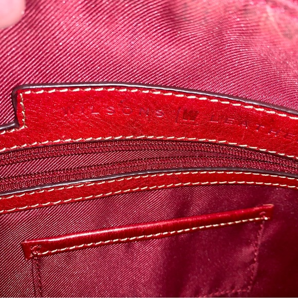 Wilson’s Red Leather Purse - Picture 3 of 6